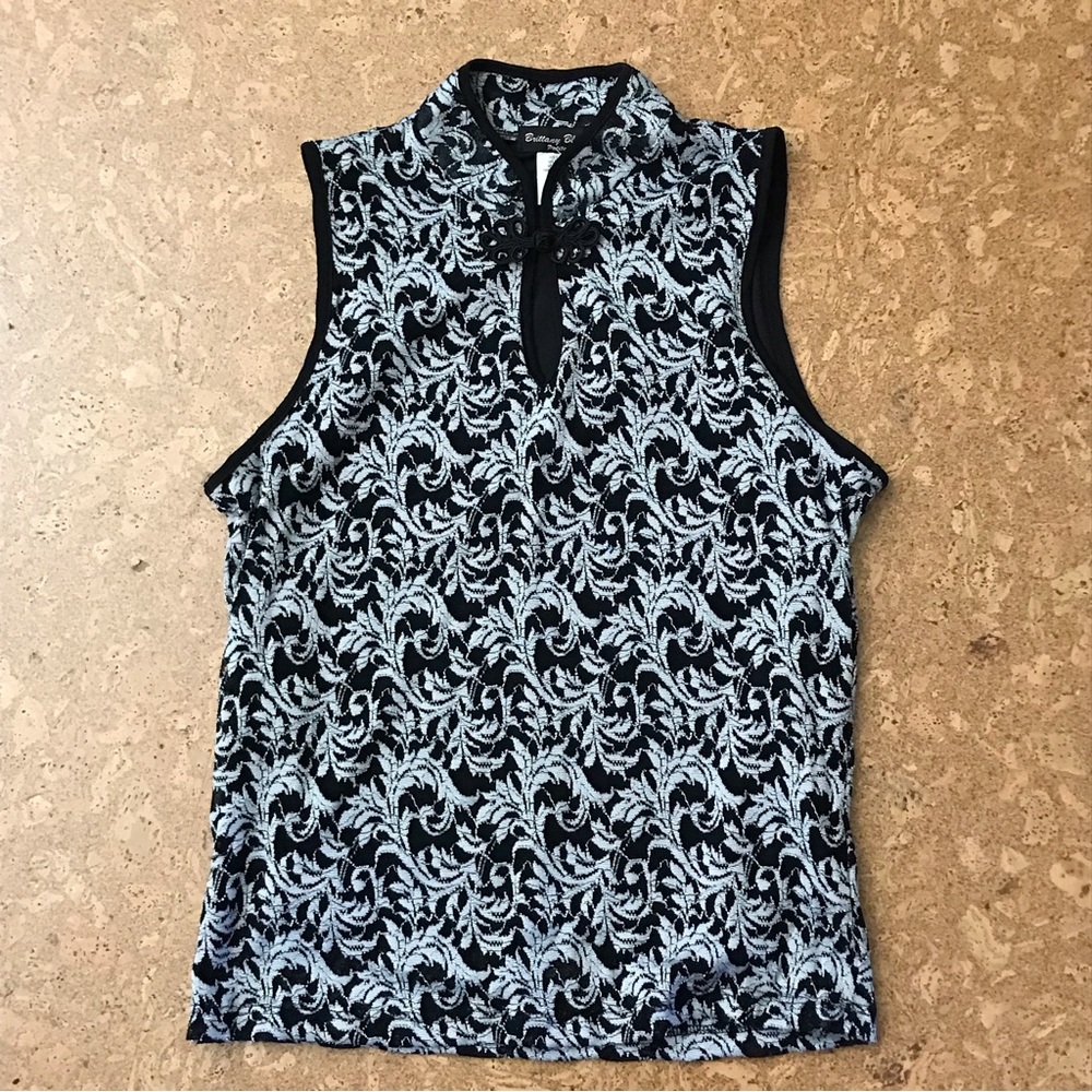 Sleeveless Top NWT